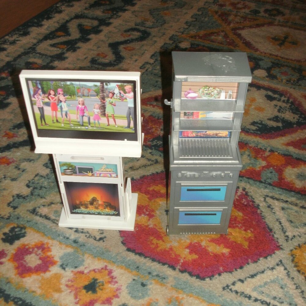 Barbie Doll Dream House Furniture Stove & Grill TV Fireplace & Pet Center GRG93